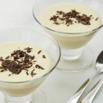 طرز تهیه دسر موس بادام به روش فرانسوی