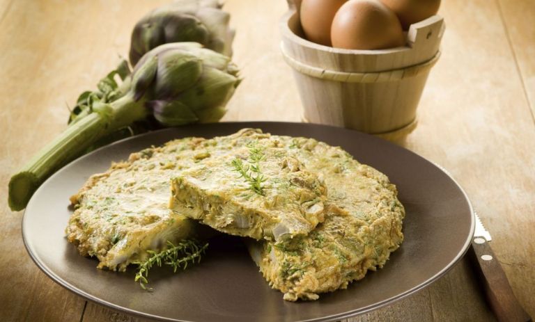طرز تهیه املت کنگر برای صبحانه؛ ساده و خوشمزه