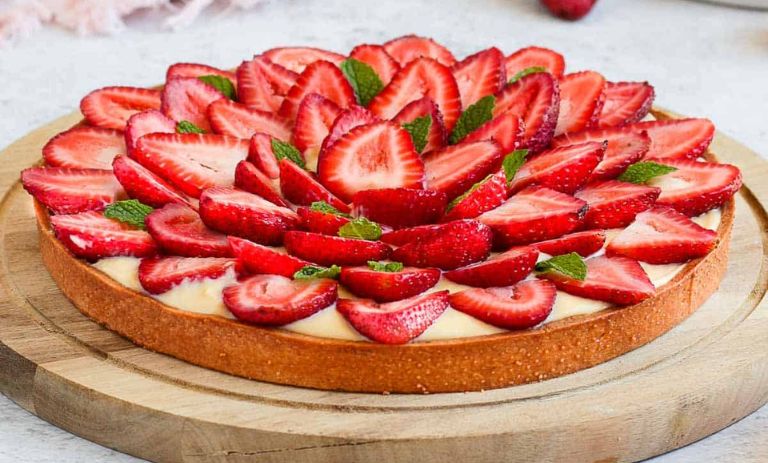 طرز تهیه تارت توت فرنگی؛ شیرینی خوشمزه