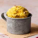 طرز تهیه بستنی سنتی زعفرانی؛ با ثعلب و بدون آن