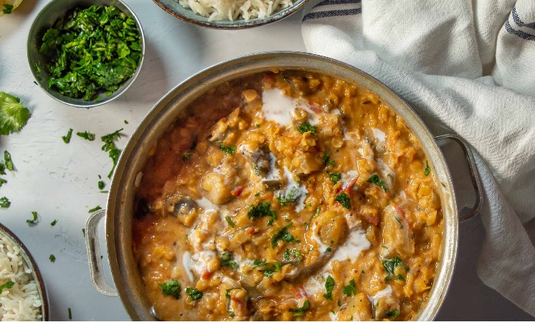 طرز تهیه خوراک عدس و بادمجان؛ ساده و خوشمزه