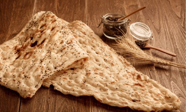 کالری نان سنگک چقدر است؟