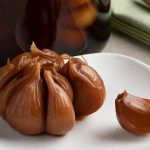 طرز سیر ترشی فوری و حرفه‌ای؛ ساده و سریع​+ نکات کپک نزدن