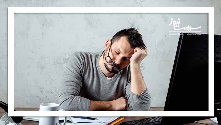 خستگی مداوم را دستکم نگیرید؛ شاید علامت سکته مغزی خفیف باشد!