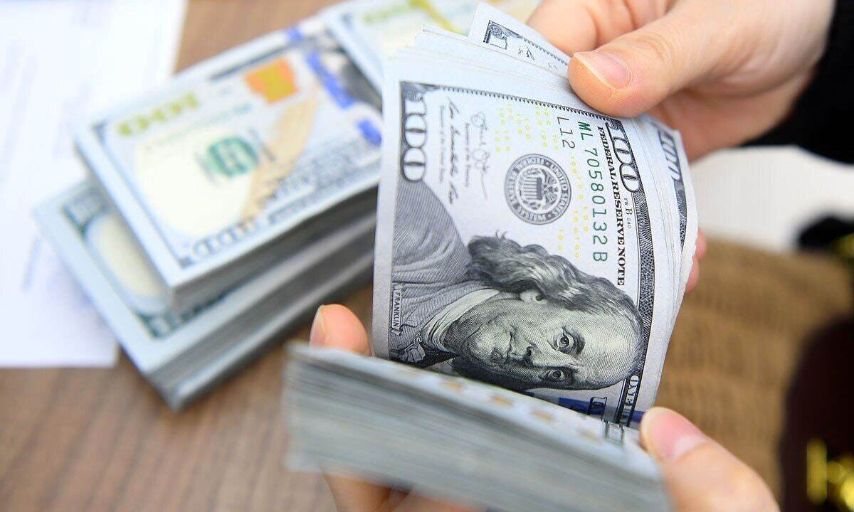 قیمت دلار، طلا و سکه امروز ۱۱ اردیبهشت ۱۴۰۴/ دلار آزاد در بازار چند؟