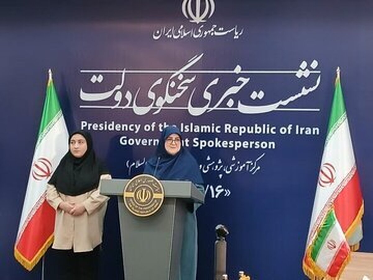 فاطمه مهاجرانی سخنگوی دولت به بیمارستان رفت+ عکس