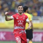 فحاشی باورنکردنی به بازیکن پرسپولیس در خرم‌آباد!