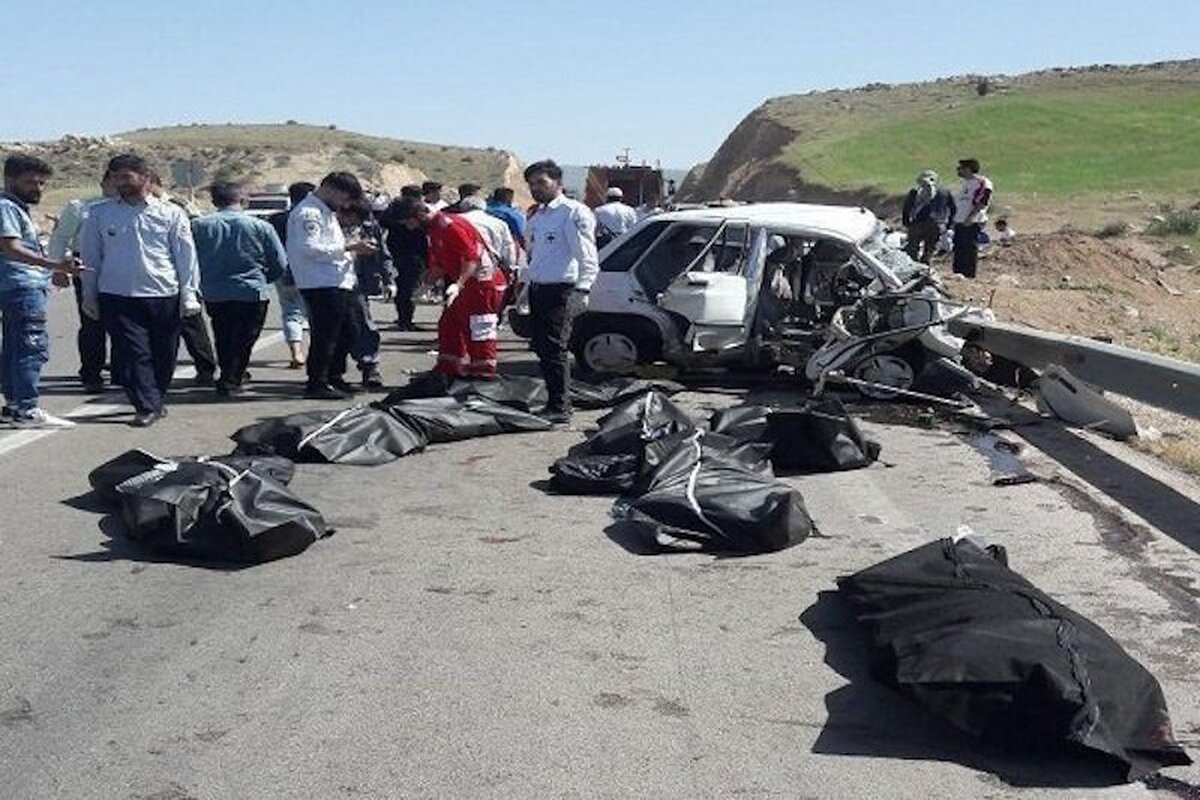 کشتهشدن ۸ زن و مرد در یک تصادف وحشتناک