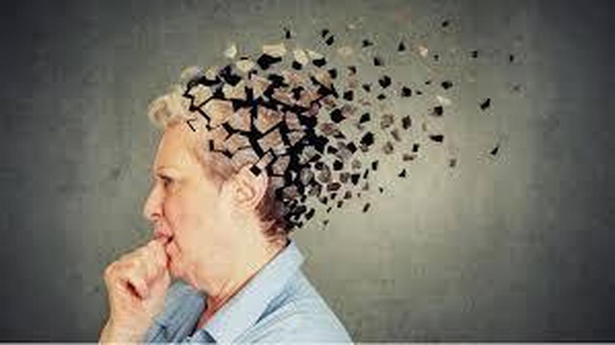 نشانههای ابتلا به آلزایمر از چند سالگی شروع میشود؟