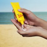 SPF مناسب، سپری برای محافظت از پوست در برابر اشعه UV