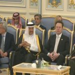احوال پرسی ایلان ماسک با بن سلمان/ سفر ماسک همراه با ترامپ + فیلم