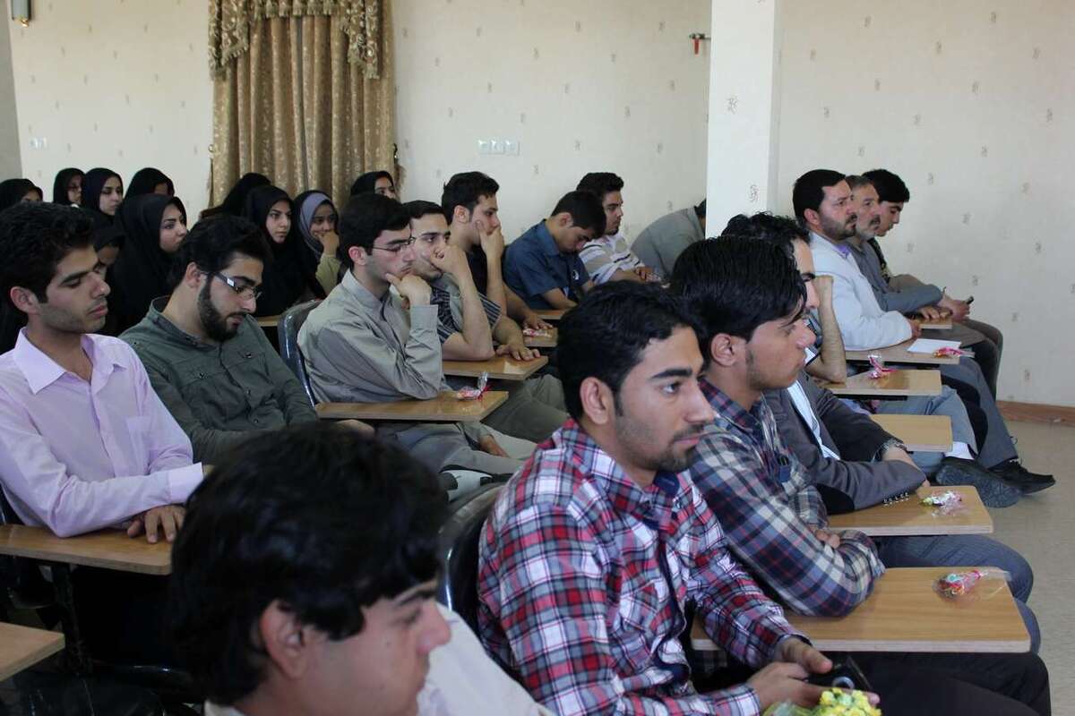 بحران خروج نخبگان/ خسارت ۳۷ میلیارد تومانی به ازای خروج هر نخبه