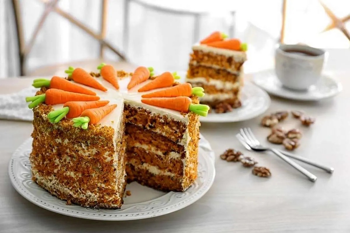 طرز تهیه کیک هویج کافی شاپی، پوک، نرم و خوشمزه