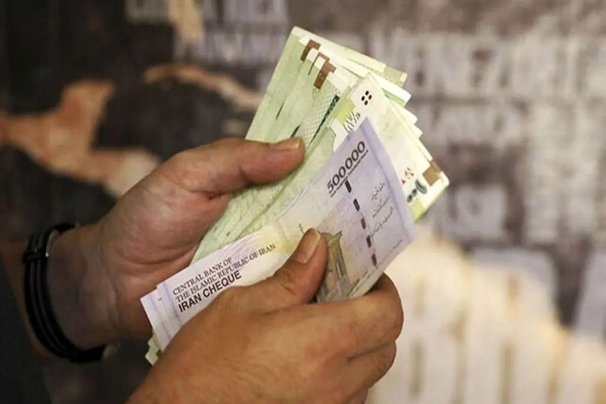 خبر خوش برای بازنشستگان / حساب بازنشستگان پر پول میشود