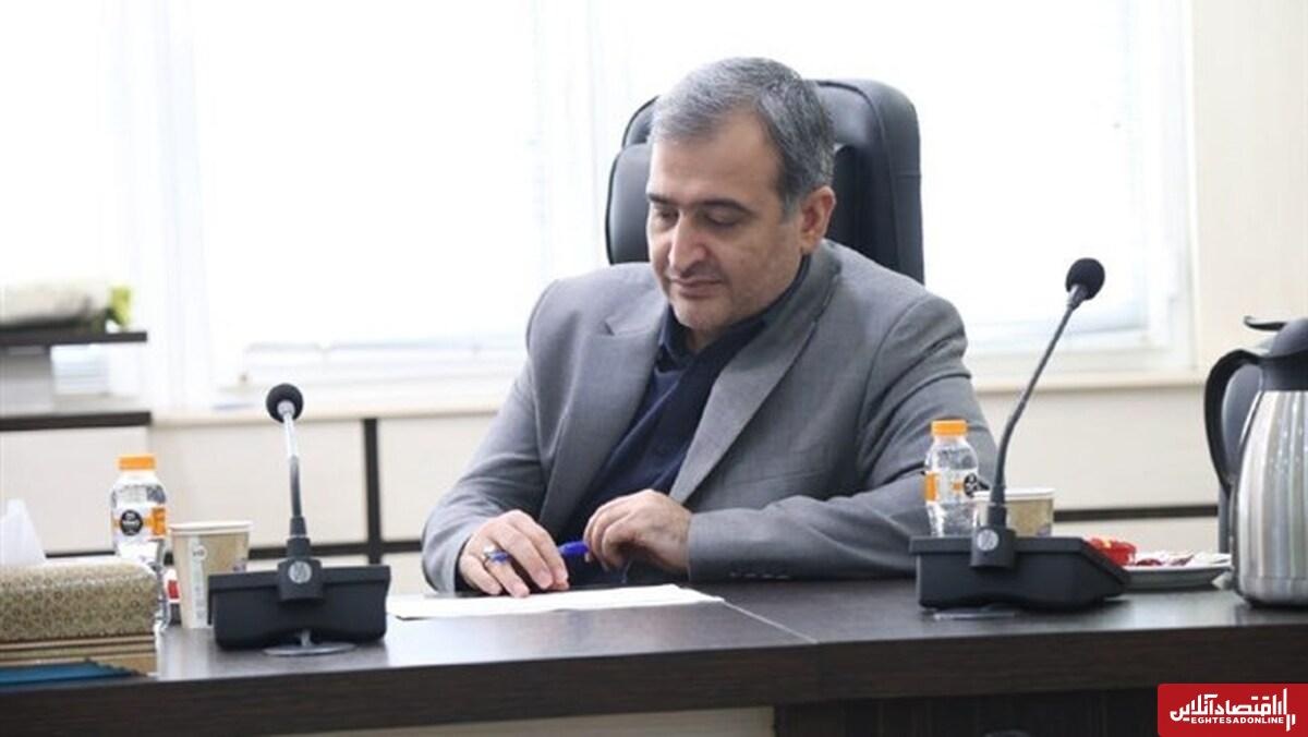 برخی دستگاهها با مقررات خلق الساعه، فضای اقتصادی را بی ثبات میکنند