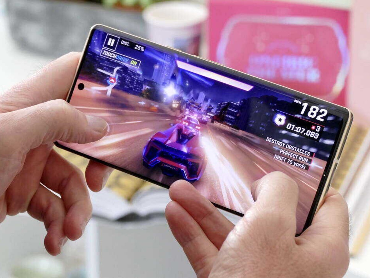 گوشی گیمینگ ریلمی GT 7T باردیگر رخنمایی کرد؛ نمایش تمامی رنگها