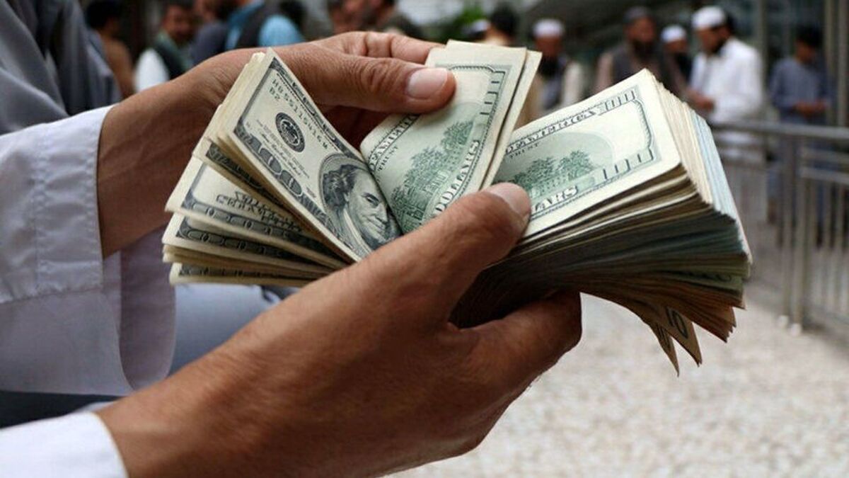 دستگیری ۵ فعال غیرمجاز ارزی در پایتخت