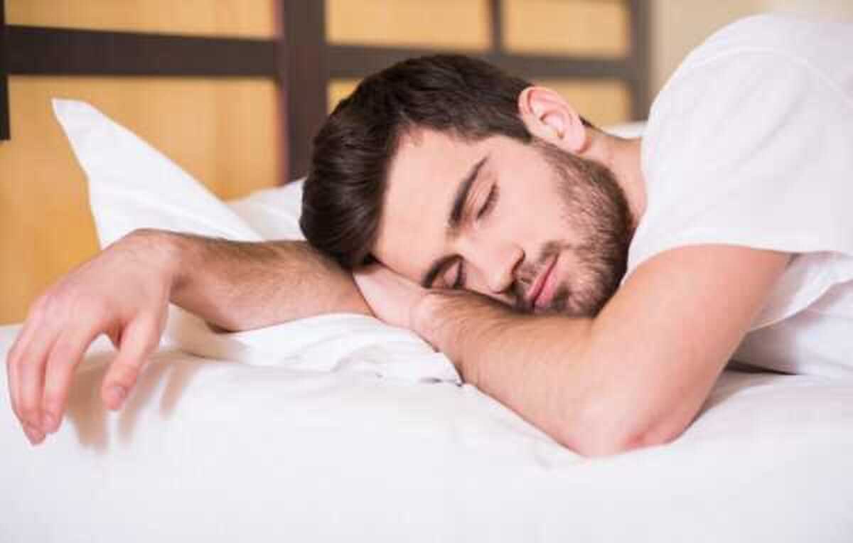 چطور مطمئن شویم که به اندازه کافی و عمیق میخوابیم؟