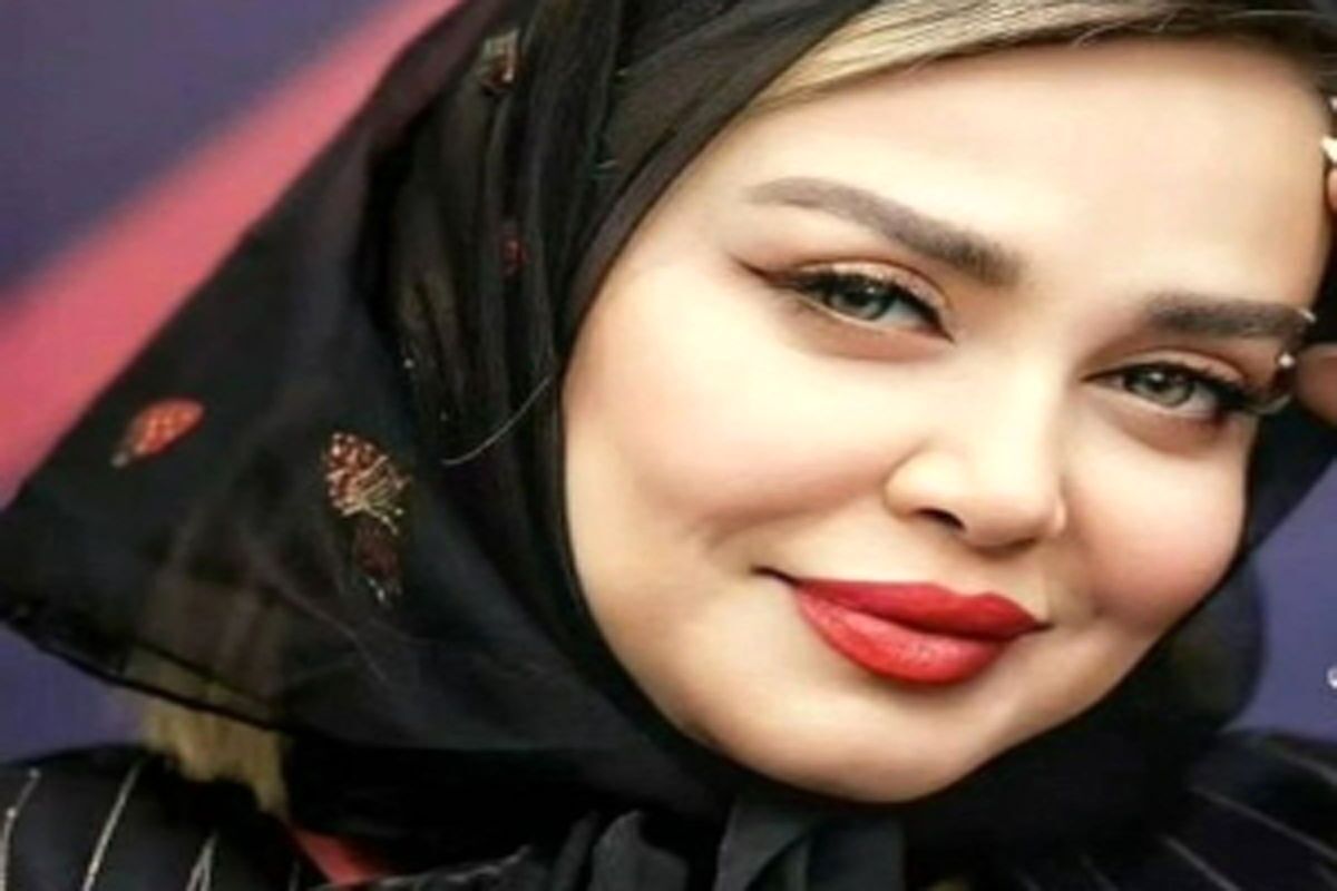 تصویر خبرساز از بهاره رهنما روی فرش قرمز کن