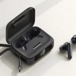 هندزفری Soundcore P41i انکر می‌تواند گوشی شما را هم شارژ کند!