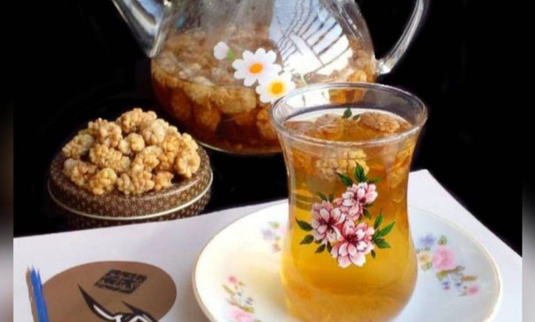 طرز تهیه دمنوش برگ توت سفید+ بهترین زمان مصرف