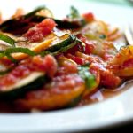 طرز تهیه خوراک کدو با گوجه‌ سبز؛ ساده و رژیمی