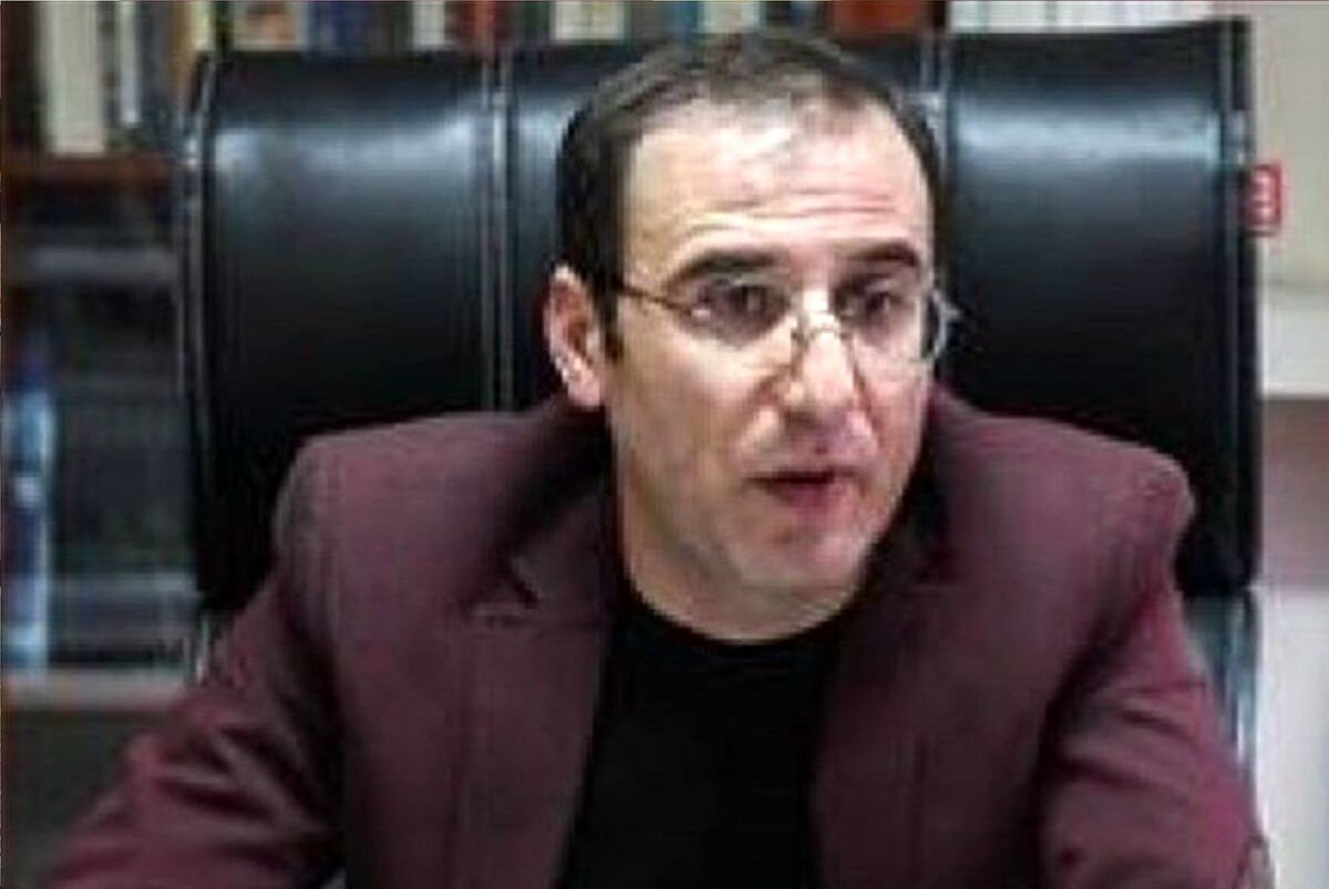 جنجال تازه بابک نهرین در زنجان/ این بنر تُرکها را عصبانی کرد