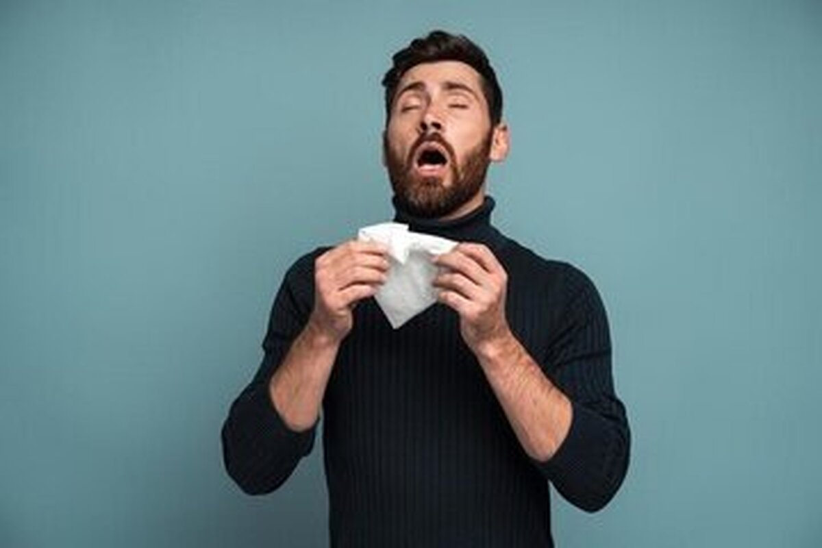 عطسه میتواند باعث فلج شدن بدن ما شود؟