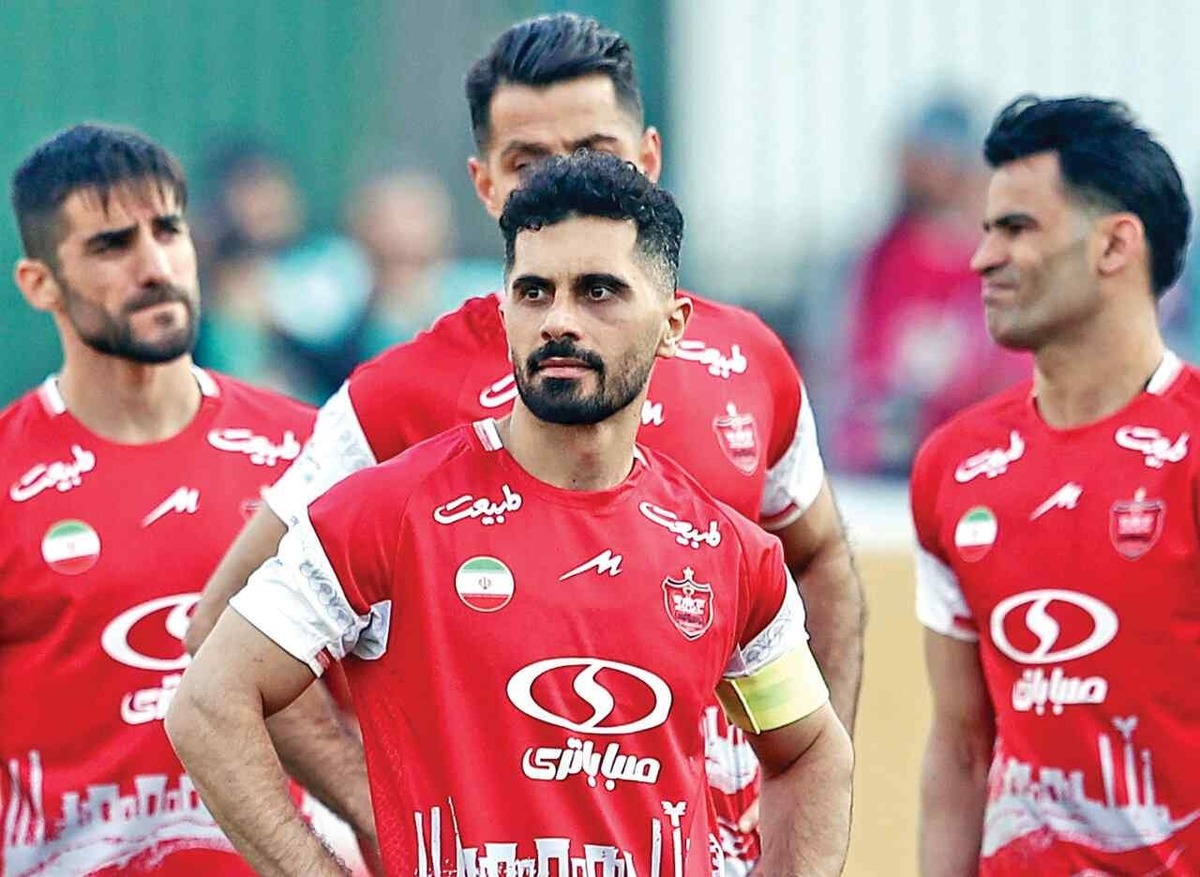 ۳ ستاره پرسپولیس جدا میشوند