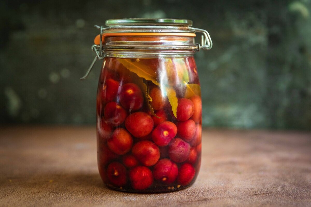 طرز تهیه ترشی گیلاس خانگی + فوتوفن