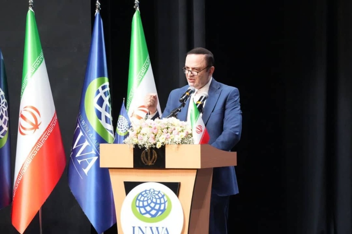 بازمهندسی مناطق آزاد با هدف احیای مزیتهای رقابتی در دستور کار دولت است