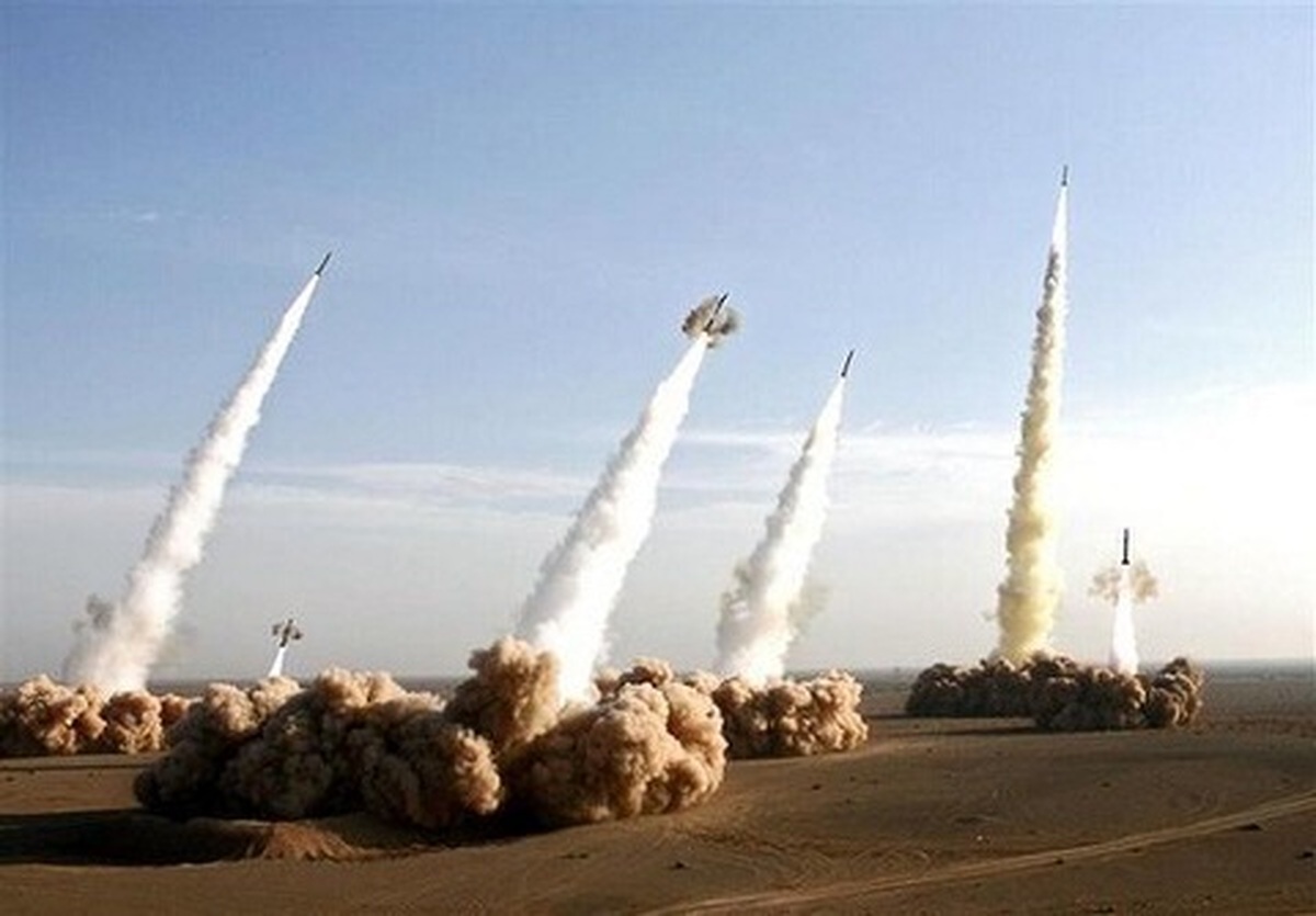 موشکهای ایران در حمله به اسرائیل حاوی چه کلاهکهایی بودند؟