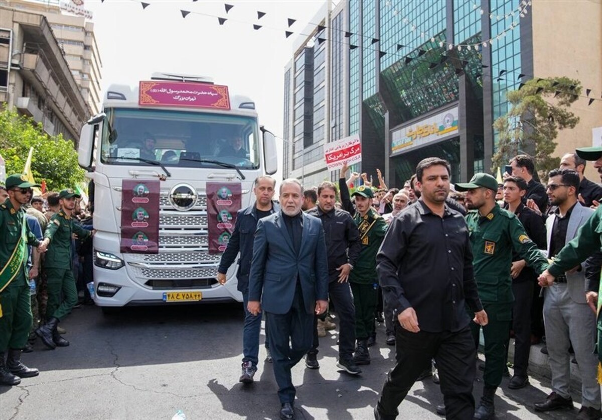 ایران با واژه‌ تسلیم بیگانه است