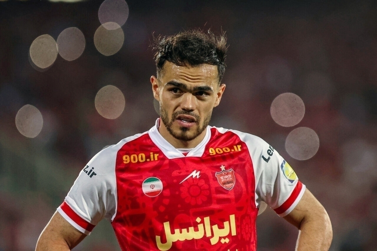 اوستون اورونوف برمیگردد یا شرایط جنگی او را هم از پرسپولیس گرفت؟