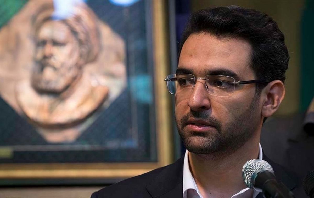 واکنش تند آذری جهرمی به فحاشی سلطنتطلبها