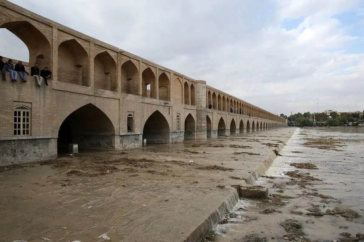 ذخیره آب زاینده رود فقط ۲۶ درصد است!