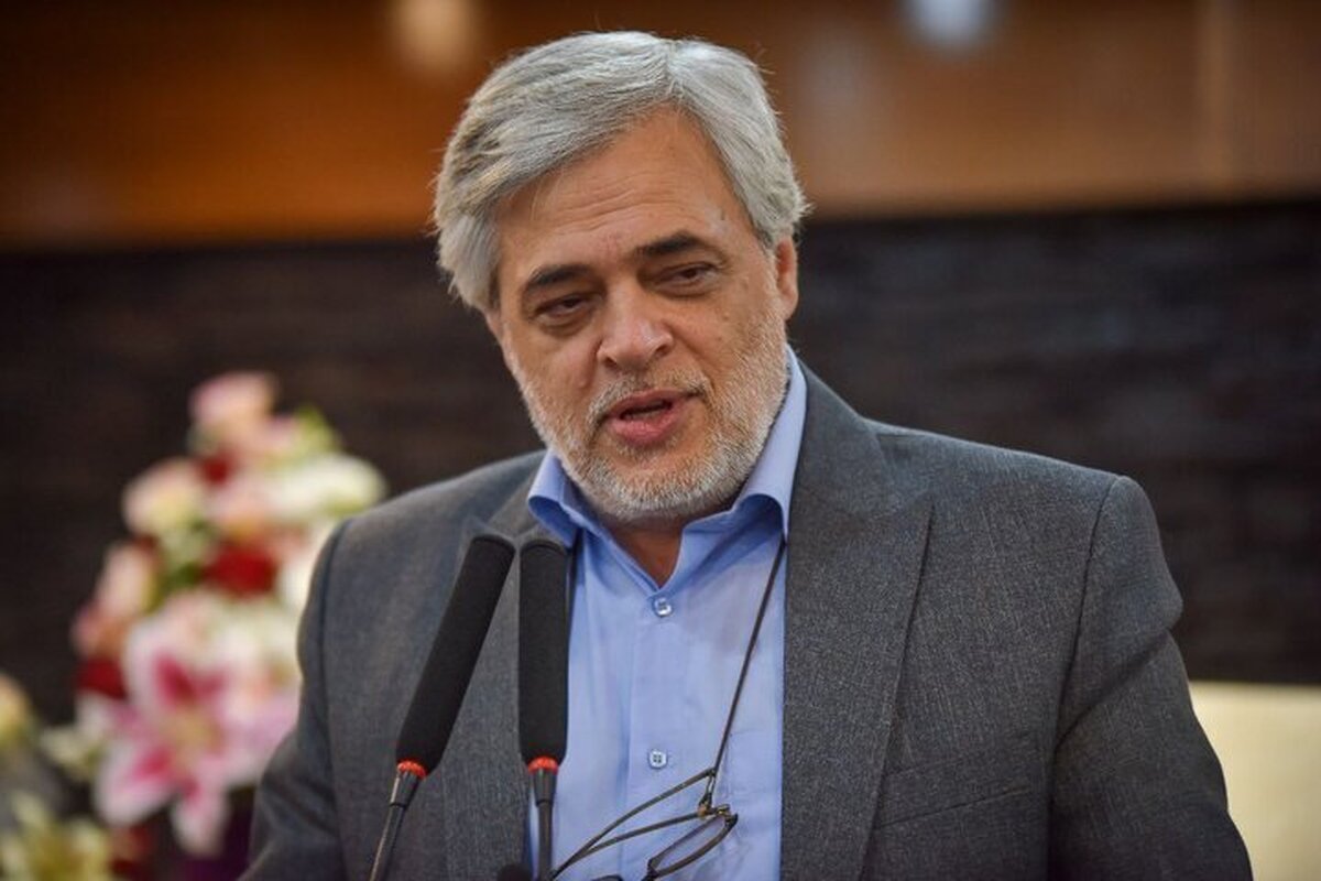 مهاجری: از عراقچی حمایت کنیم