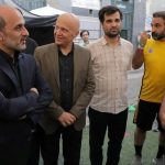 دیدار رئیس صدا و سیما با اکبر عبدی و عوامل سریال سبزواران + عکس