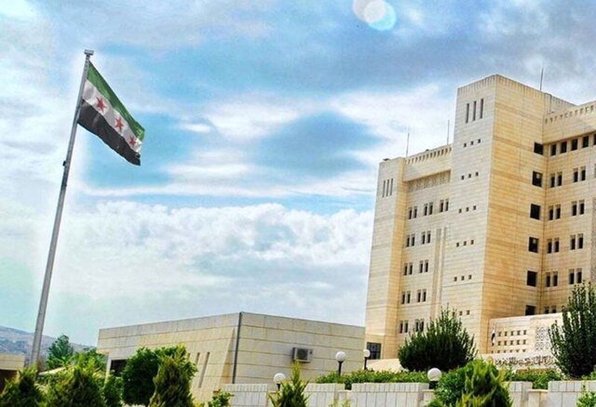 حق دفاع از خود را محفوظ میدانیم
