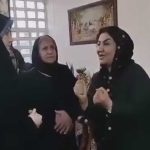 به رئیس‌جمهور بگوئید میز را از دست آدم‌های بیسواد بگیرد! +فیلم