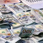 طرح جنجالی مجلس برای تقویت پول ملی/ معامله با طلا و دلار ممنوع شد؟