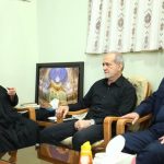 دیدار پزشکیان با نماینده آیت‌الله سیستانی در ایران