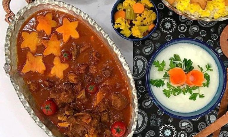 طرز تهیه خورش قیسی به روش سنتی با طعم شیرینی و ملس