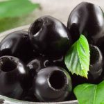 کالری زیتون سیاه چقدر است؟