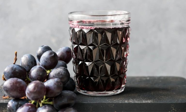 کالری آب انگور چقدر است؟