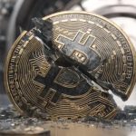 شرکت‌های خزانه‌داری به یک‌باره خرید رمزارزها را متوقف کردند! علت چیست؟