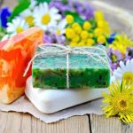 تعبیر خواب صابون امام صادق + ابن سیرین و صابون زیاد سبز و زرد و صورتی