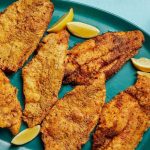 سرخ کردن ماهی به روش جنوبی+ ادویه و سس مخصوص